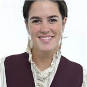 Profesora titulada en Filología Hispánica y Máster en Profesorado, con más de 5 años de experiencia, para dar clases presenciales.